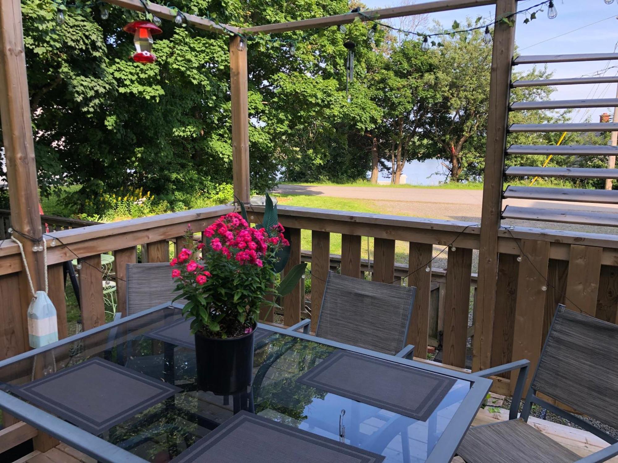 Pleasant Street Inn Parrsboro Extérieur photo
